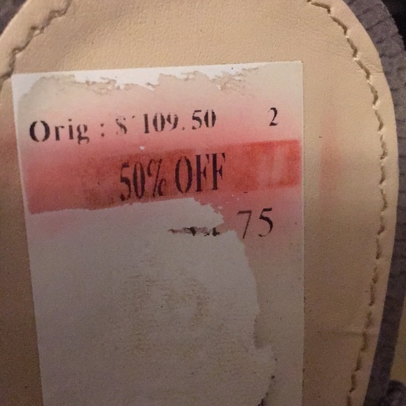 Bar III Women's Grey Ivy Round Toe Bootie Size 11 - Picture 14 of 15